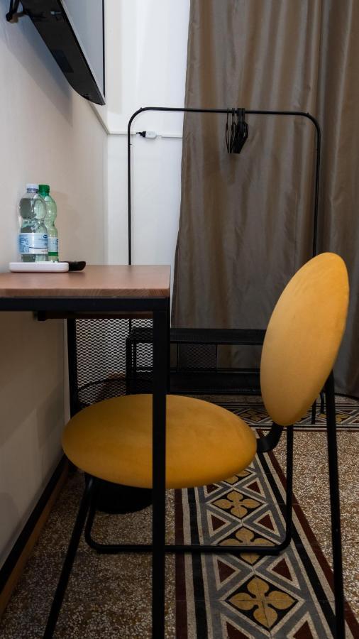 Caracciolo18 - Gb Διαμέρισμα Νάπολη Εξωτερικό φωτογραφία